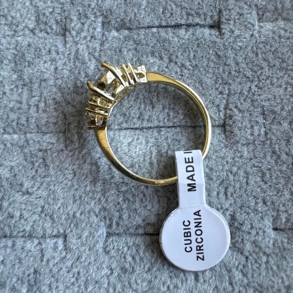 Unbranded Women's Silver and Gold Jewellery